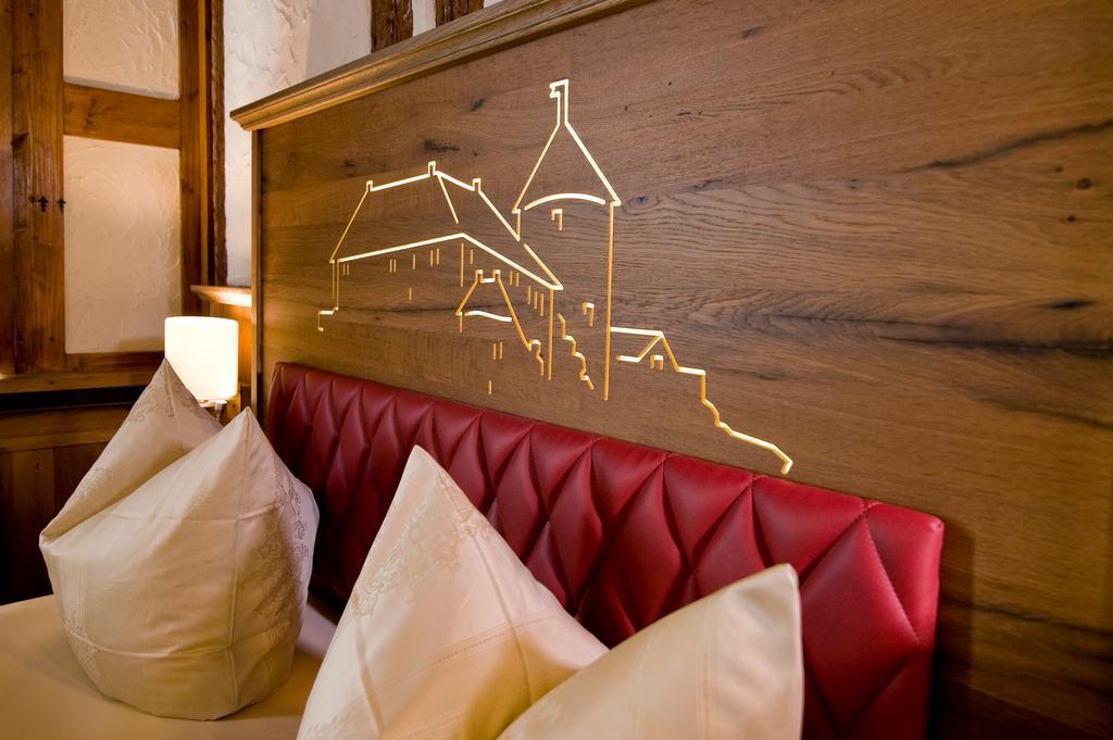 Hotel Burg 3*